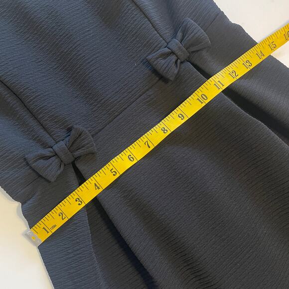 LC Lauren Conrad Black Bow Dress Womens Size 8 Textured Career Sheath LBD - Picture 11 of 11